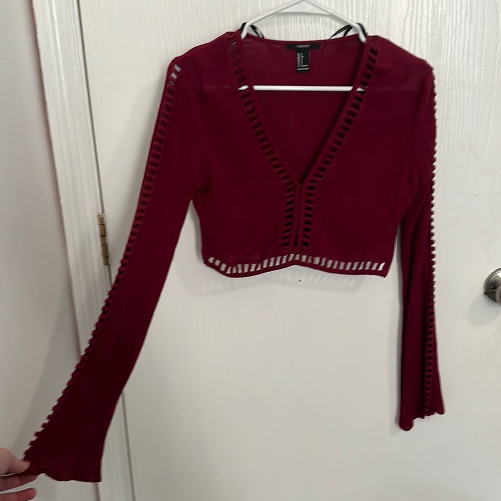 Long sleeve crop top